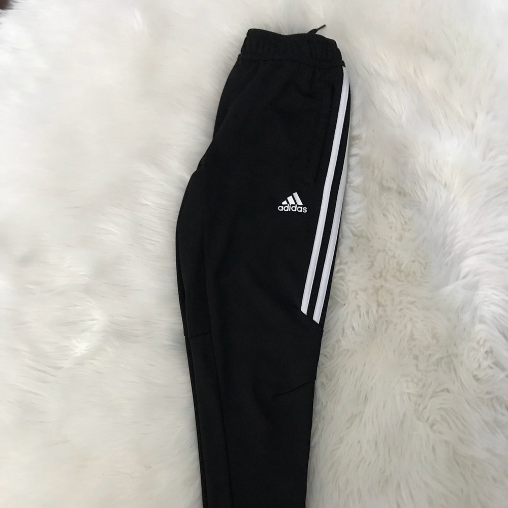 Adidas joggers